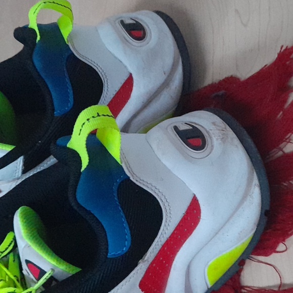 Champion shoes - Picture 3 of 3